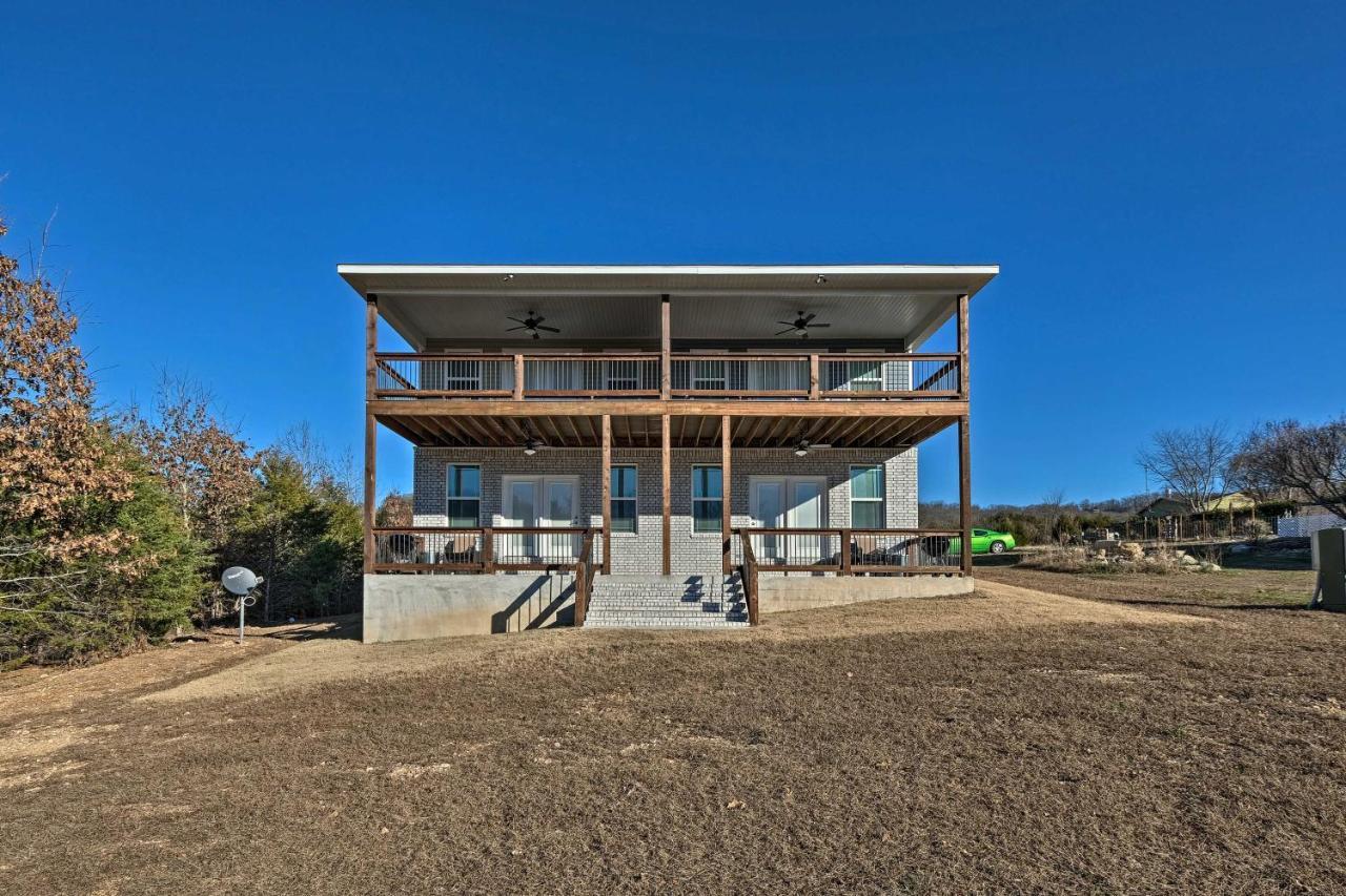 Holiday Island Beaver Lake Escape With Views! Eureka Springs Exterior photo